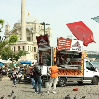 Hayır Lokması ile İstanbul'da tüm ilçelerde lokmacı hizmeti